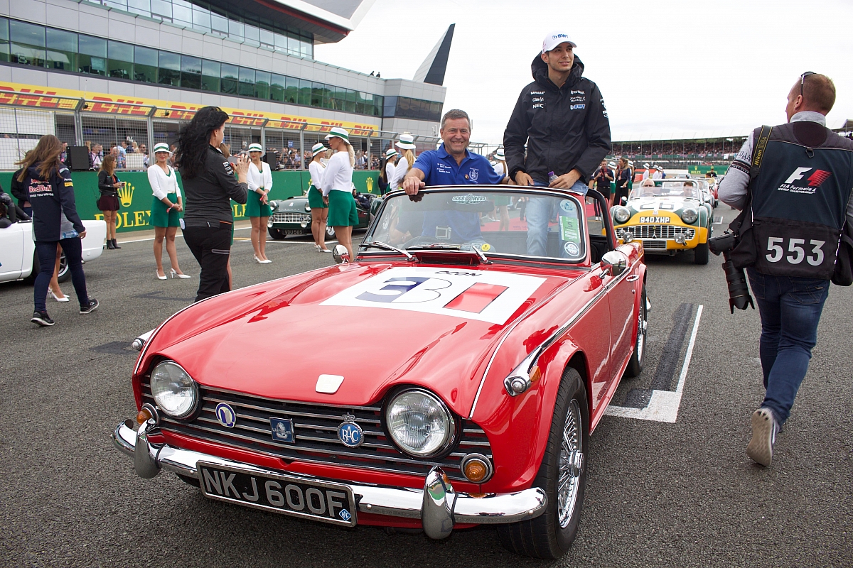 esteban-ocon-from-force-india-travels-in-style-on-board-a-tr5-min-1200x800.jpg?v20240716173042