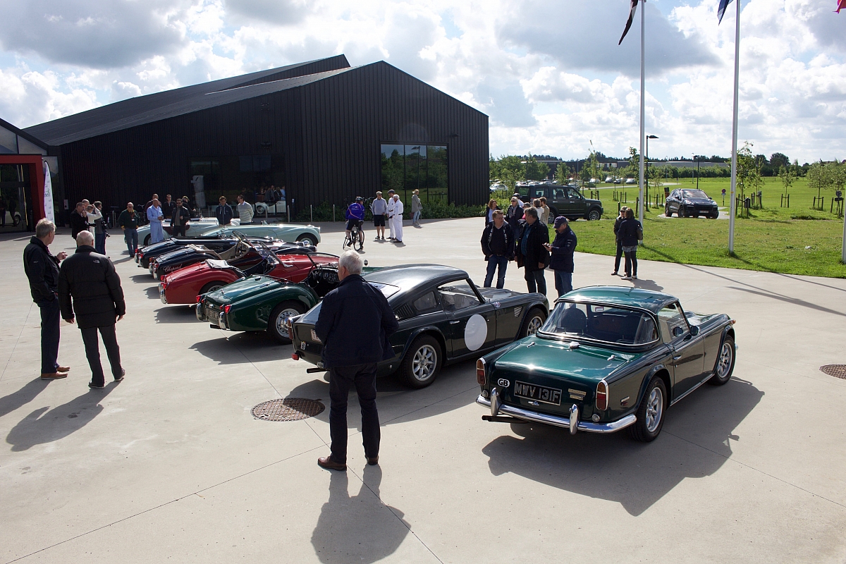 members-cars-display-3-min-1200x800.jpg?v20240716173039