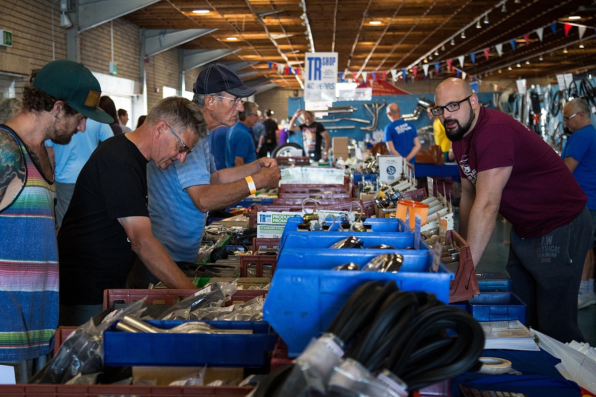 plenty-to-spend-money-on-in-the-trade-hall-1200x800.jpg?v20240716173002