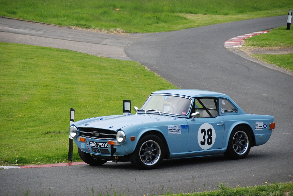 jim-johnstone-at-harewood-1200x803.jpg?v20240716173122