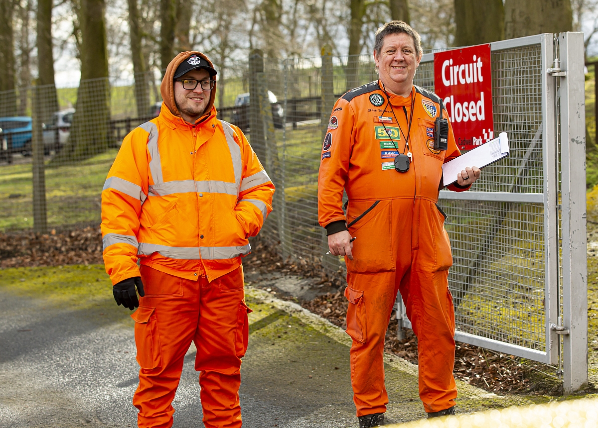 paddock-marshals-1200x860.jpg?v20240716172748