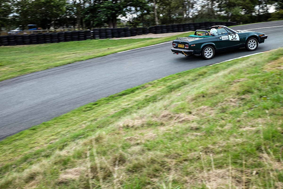 tr7-111-1200x800.jpg?v20240716172813